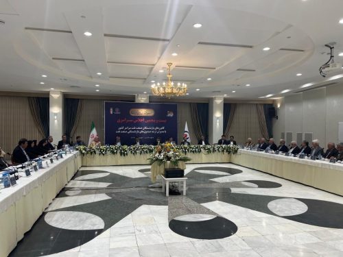 بازنشستگان نفت سهامدار «تابان فردا» می شوند